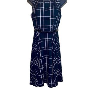 Fit & Flare by Elle with Bow Belt Size 2